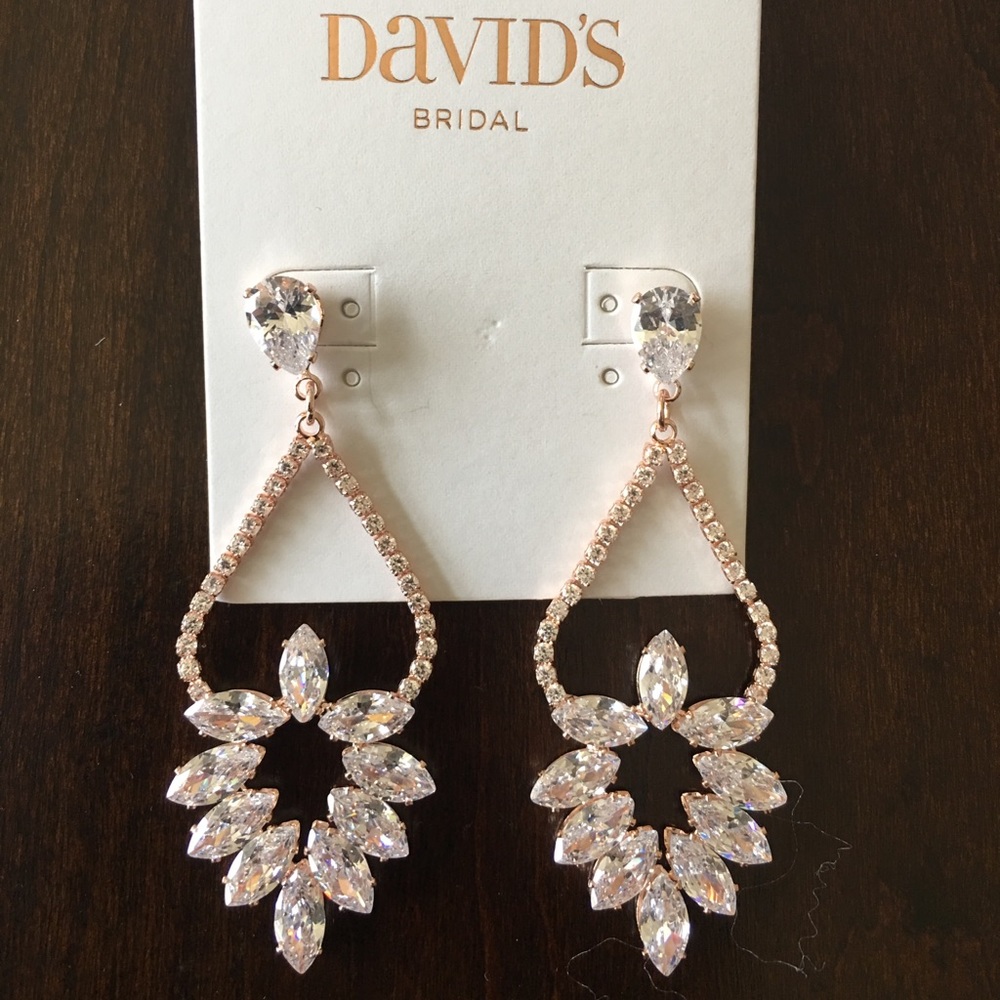 Drop/chandelier bridal earrings